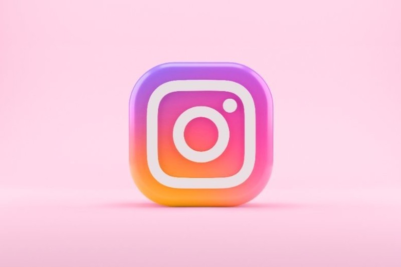 Instagram lance une nouvelle interface desktop avec une ...