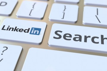 LinkedIn : quand &quot;Pro de l’info&quot; ne rime pas forcément avec ... Image 1